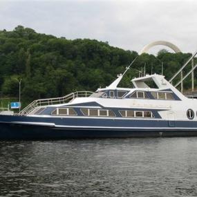 Motor yacht for stag weekend in Kiev with capacity of 30 people